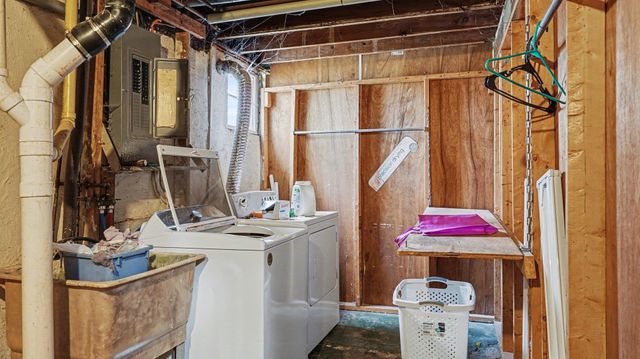 404 W Center Street, Alma, MI 48801