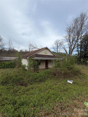 4455 Celia Creek Road, Lenoir, NC 28645