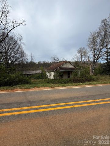 4455 Celia Creek Road, Lenoir, NC 28645