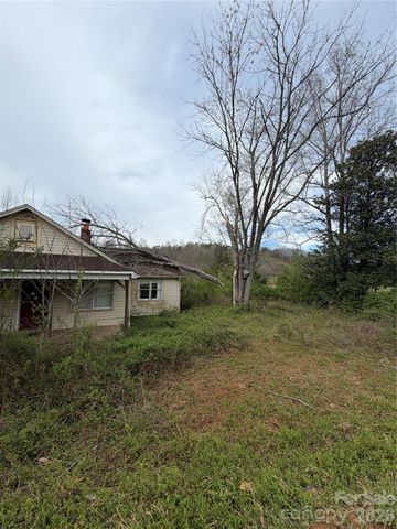 4455 Celia Creek Road, Lenoir, NC 28645