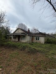 4455 Celia Creek Road, Lenoir, NC 28645