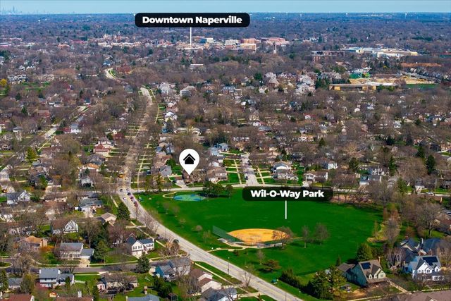 208 S Birchwood Drive, Naperville, IL 60540