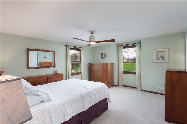 208 S Birchwood Drive, Naperville, IL 60540