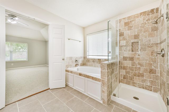 2401 Woody Road, Pearland, TX 77581