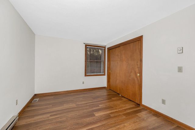 54 South Road, Fremont, NH 03044