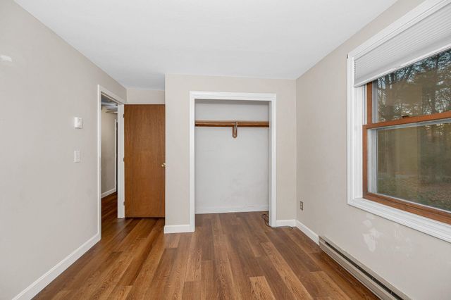 54 South Road, Fremont, NH 03044