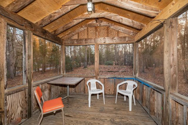 54 South Road, Fremont, NH 03044