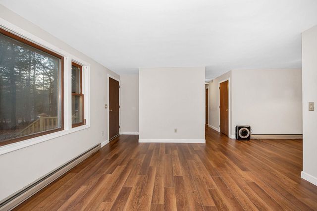 54 South Road, Fremont, NH 03044