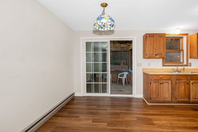 54 South Road, Fremont, NH 03044