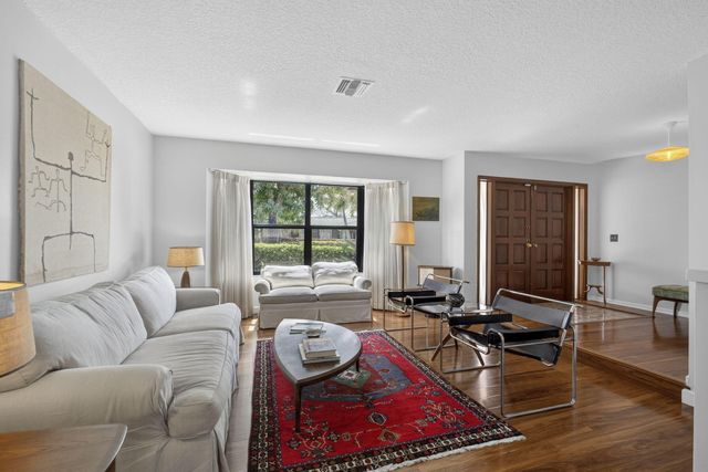 2583 W Carandis Road, West Palm Beach, FL 33406