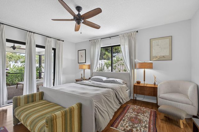 2583 W Carandis Road, West Palm Beach, FL 33406