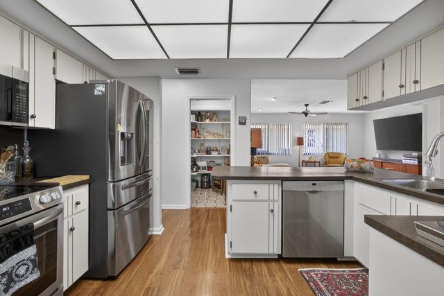 2583 W Carandis Road, West Palm Beach, FL 33406