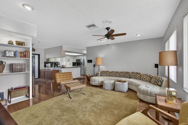 2583 W Carandis Road, West Palm Beach, FL 33406