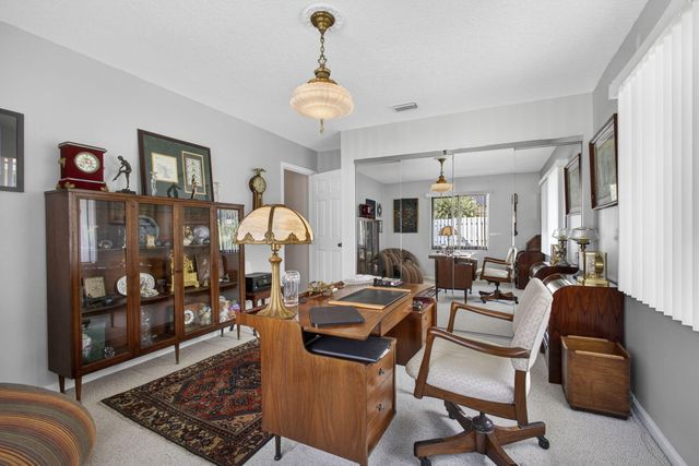 2583 W Carandis Road, West Palm Beach, FL 33406