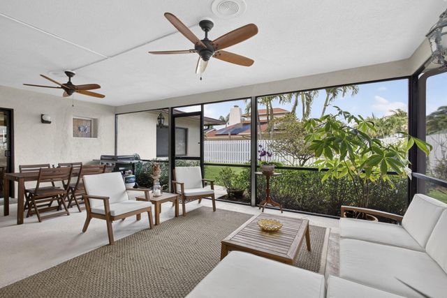 2583 W Carandis Road, West Palm Beach, FL 33406