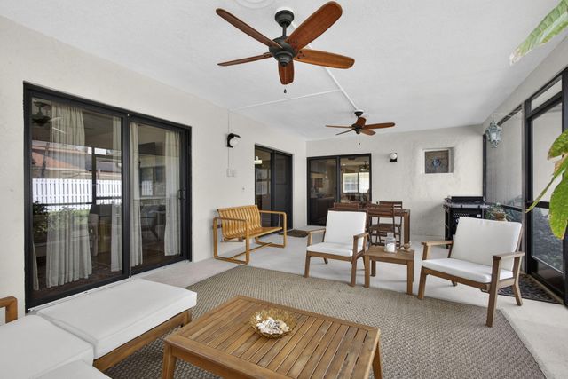 2583 W Carandis Road, West Palm Beach, FL 33406