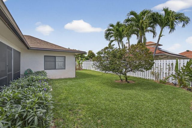 2583 W Carandis Road, West Palm Beach, FL 33406