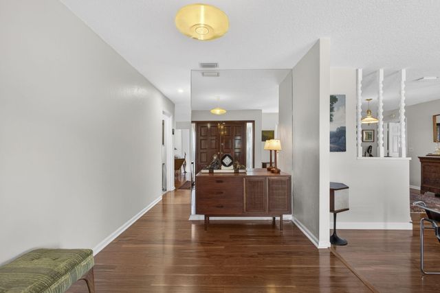 2583 W Carandis Road, West Palm Beach, FL 33406