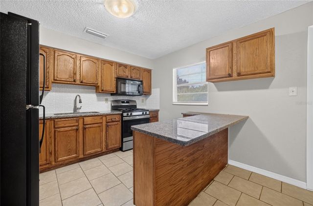 507 S OHIO AVE, Groveland, FL 34736