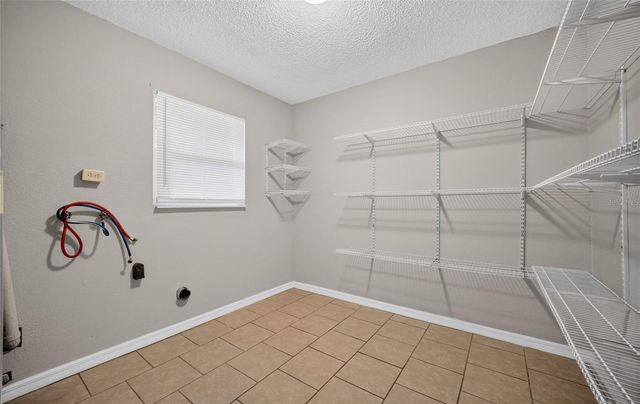 507 S OHIO AVE, Groveland, FL 34736