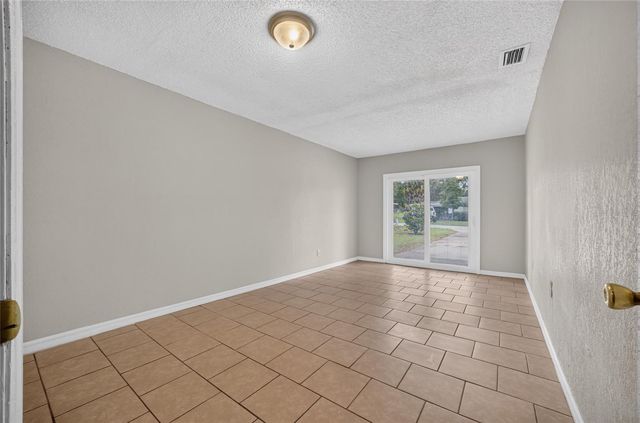 507 S OHIO AVE, Groveland, FL 34736