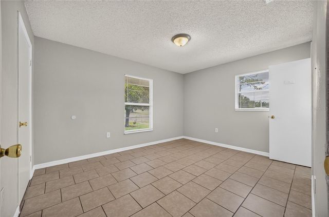 507 S OHIO AVE, Groveland, FL 34736