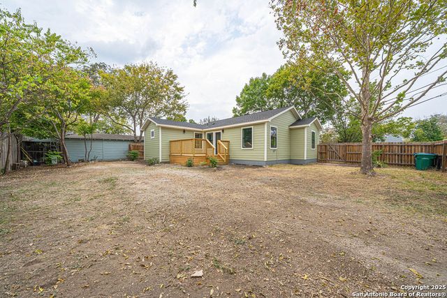 162 NEW HAVEN DR, San Antonio, TX 78209
