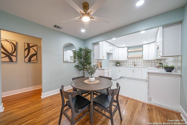 162 NEW HAVEN DR, San Antonio, TX 78209