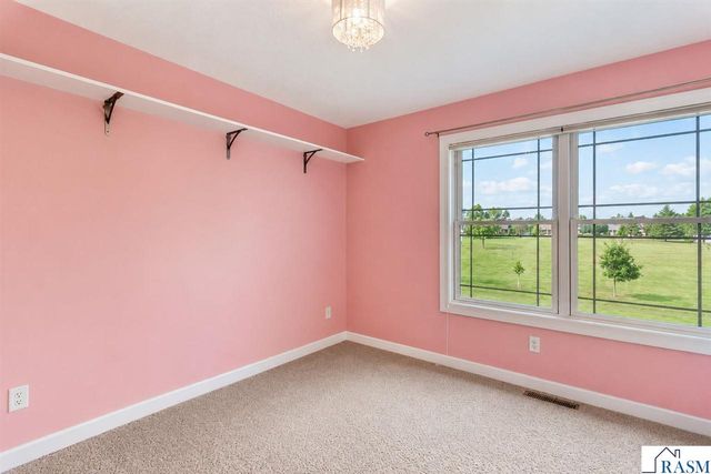 213 Victoria Boulevard, Mankato, MN 56001