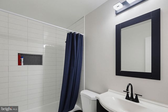 14 COUNTY CT, Gaithersburg, MD 20878