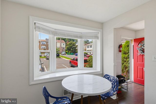 14 COUNTY CT, Gaithersburg, MD 20878
