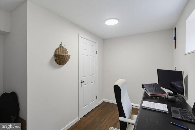 14 COUNTY CT, Gaithersburg, MD 20878