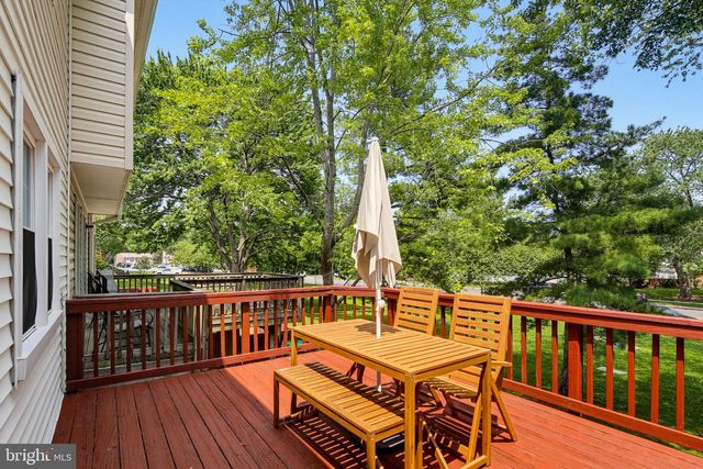 14 COUNTY CT, Gaithersburg, MD 20878