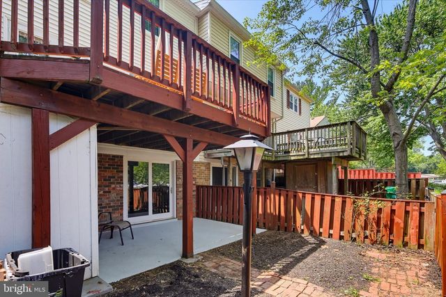 14 COUNTY CT, Gaithersburg, MD 20878