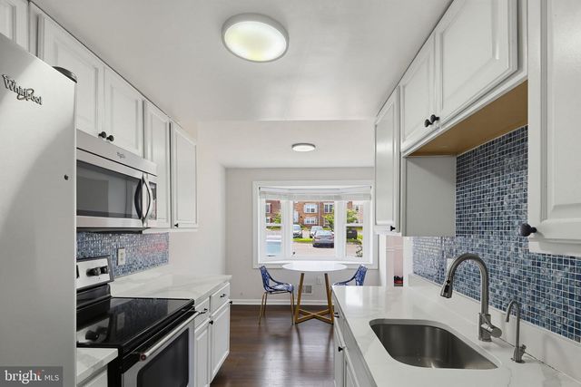 14 COUNTY CT, Gaithersburg, MD 20878