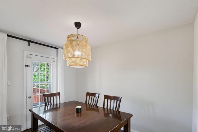 14 COUNTY CT, Gaithersburg, MD 20878