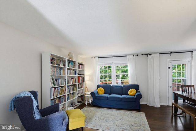 14 COUNTY CT, Gaithersburg, MD 20878
