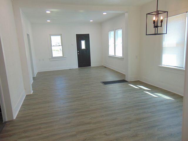 1657 S Gold, Wichita, KS 67213