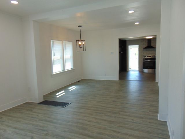 1657 S Gold, Wichita, KS 67213