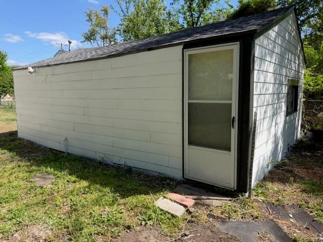 1657 S Gold, Wichita, KS 67213