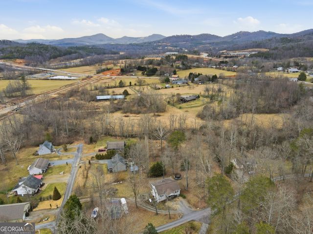5421 School Street, Young Harris, GA 30582