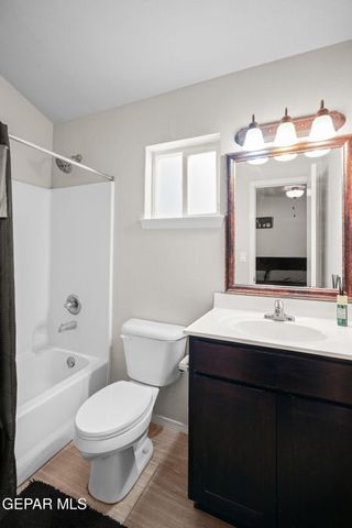 11729 Flor Celosia, Socorro, TX 79927