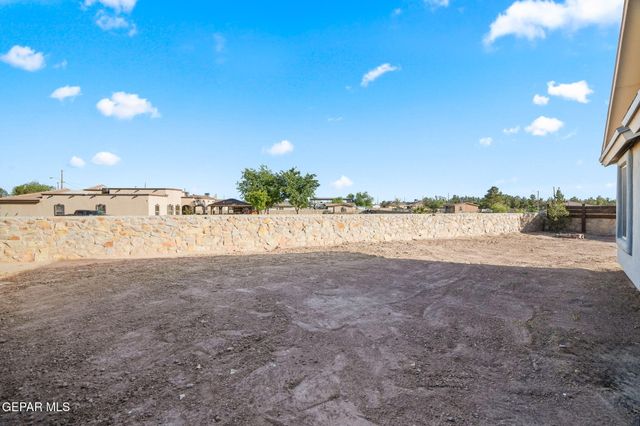 11729 Flor Celosia, Socorro, TX 79927