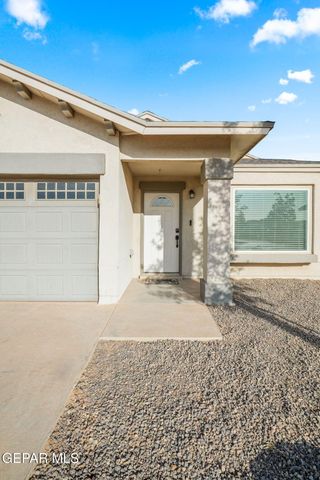 11729 Flor Celosia, Socorro, TX 79927