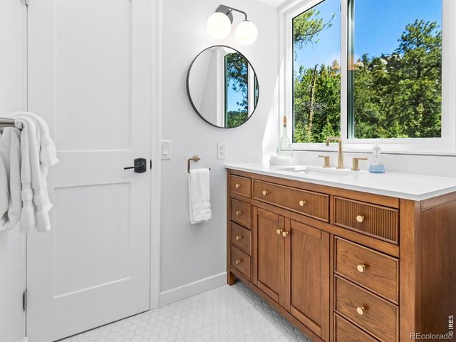 13 Ridgewood Lane, Estes Park, CO 80517