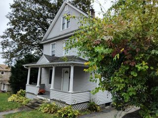 21 Roosevelt Avenue, Torrington, CT 06790