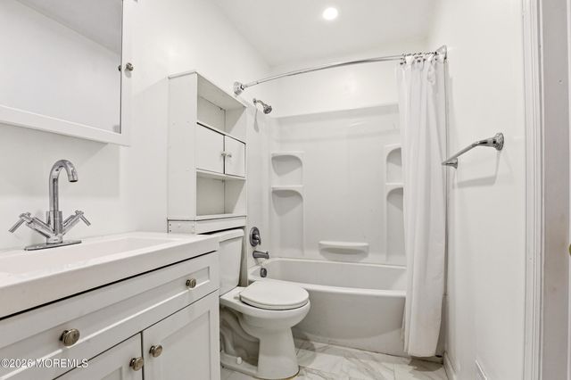 1181 Manor Drive, Lakewood, NJ 08701
