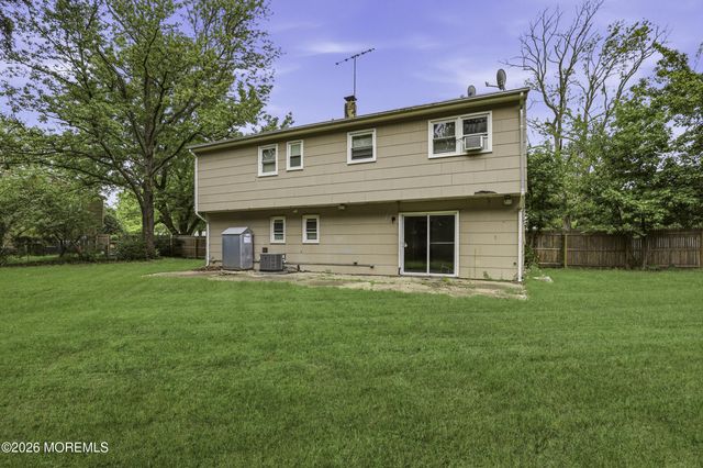 1181 Manor Drive, Lakewood, NJ 08701