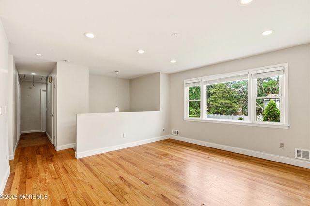 1181 Manor Drive, Lakewood, NJ 08701