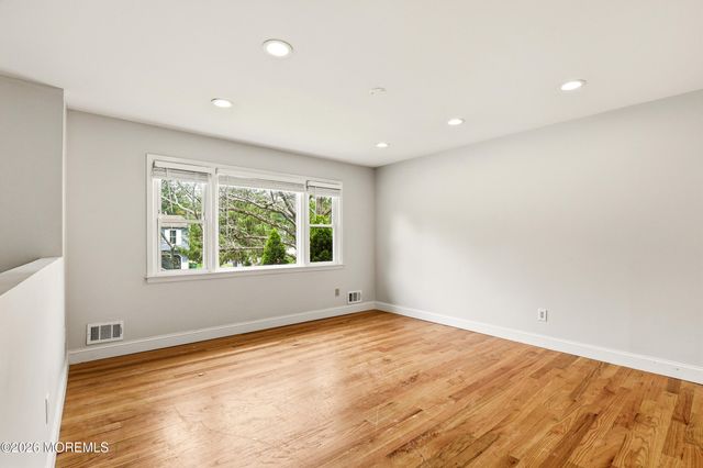 1181 Manor Drive, Lakewood, NJ 08701